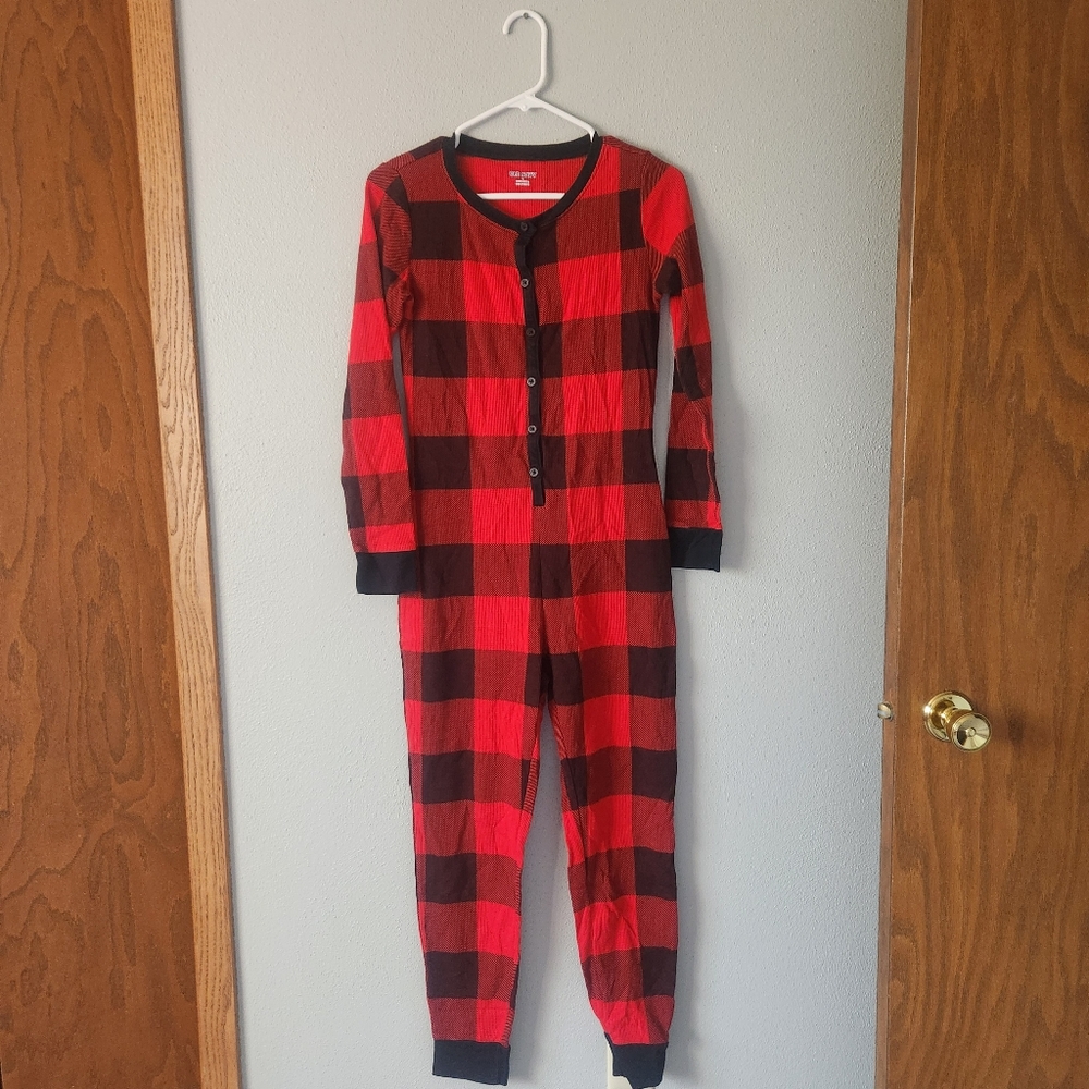Old Navy Red and Black Plaid Pajama Set